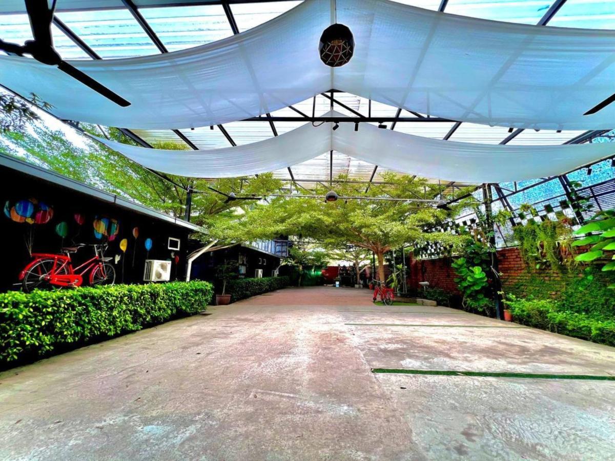 Petak Padin Cottage By The Pool, Kepala Batas  Exterior foto